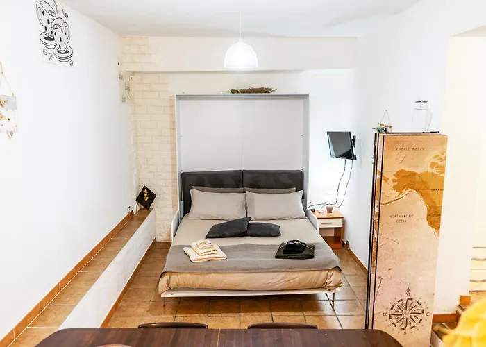 Oda ve Kahvaltı Selu